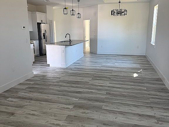 2nd image of Dupree St