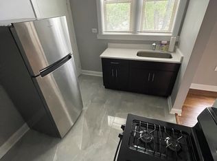 8341 S Rhodes Ave #3B, Chicago, IL 60619