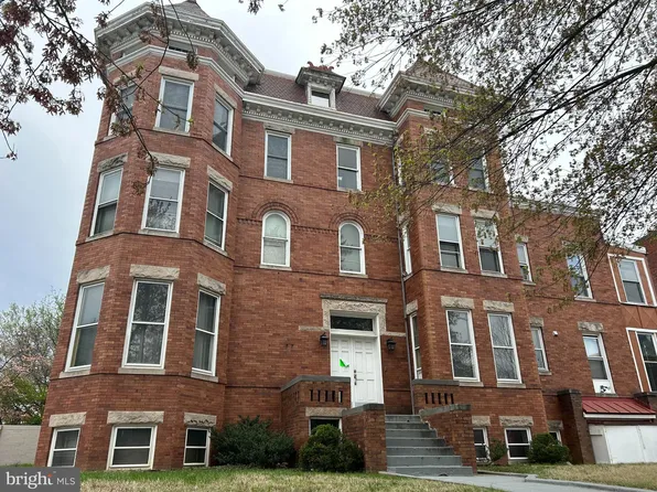 1300 Girard St NW, Washington, DC 20009