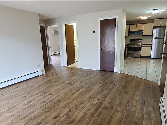 4th image of 1129 N Shore Rd APT 2D