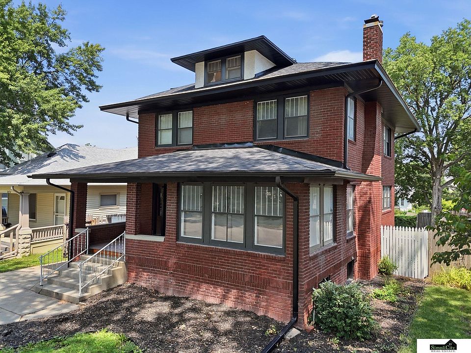 1st image of 2638 Sumner St