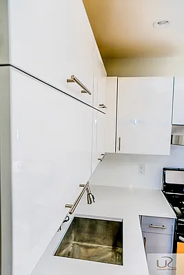 Rented by Urban Realty NYC | media 17