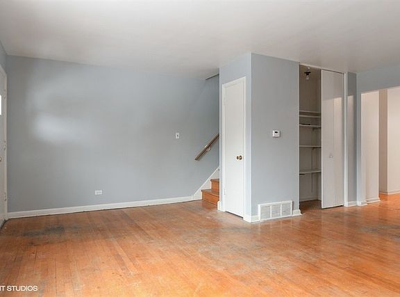 2nd image of 1749 W Leland Ave #H