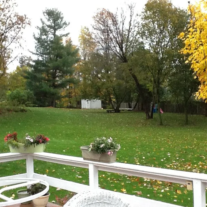 112 Edgemere Ln — Photo 3