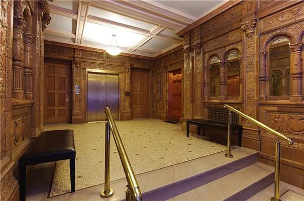 Sold by Exclusive Properties Sotheby's International Realty | media 19