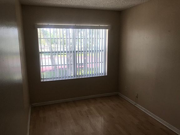 4th image of 3715 Savoy Ln APT E