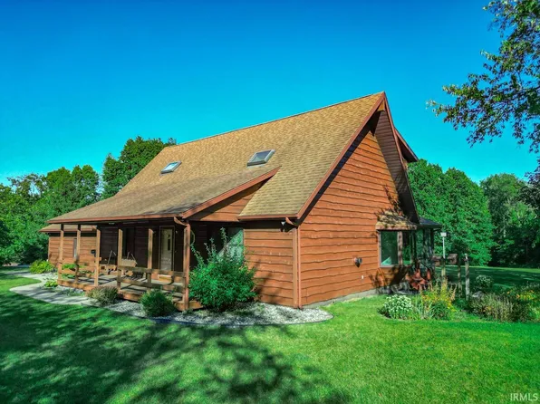 5765 N 250 E, Howe, IN 46746