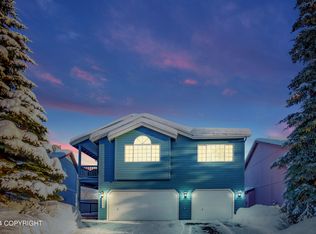 10571 Concord Hill Cir, Anchorage, AK 99515