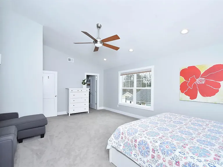 530 Chinoe Rd — Photo 26