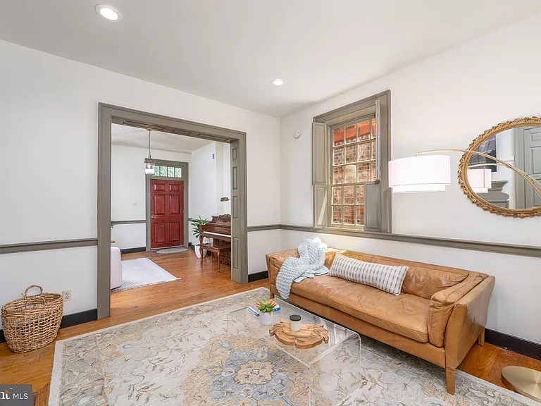 806 S Ann St — Photo 9