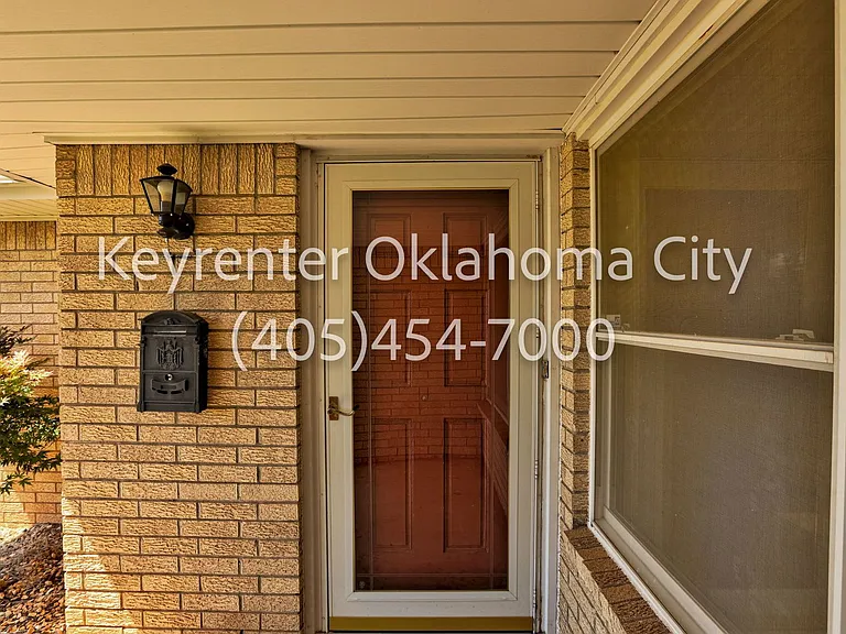 3632 Sunvalley Dr — Photo 3