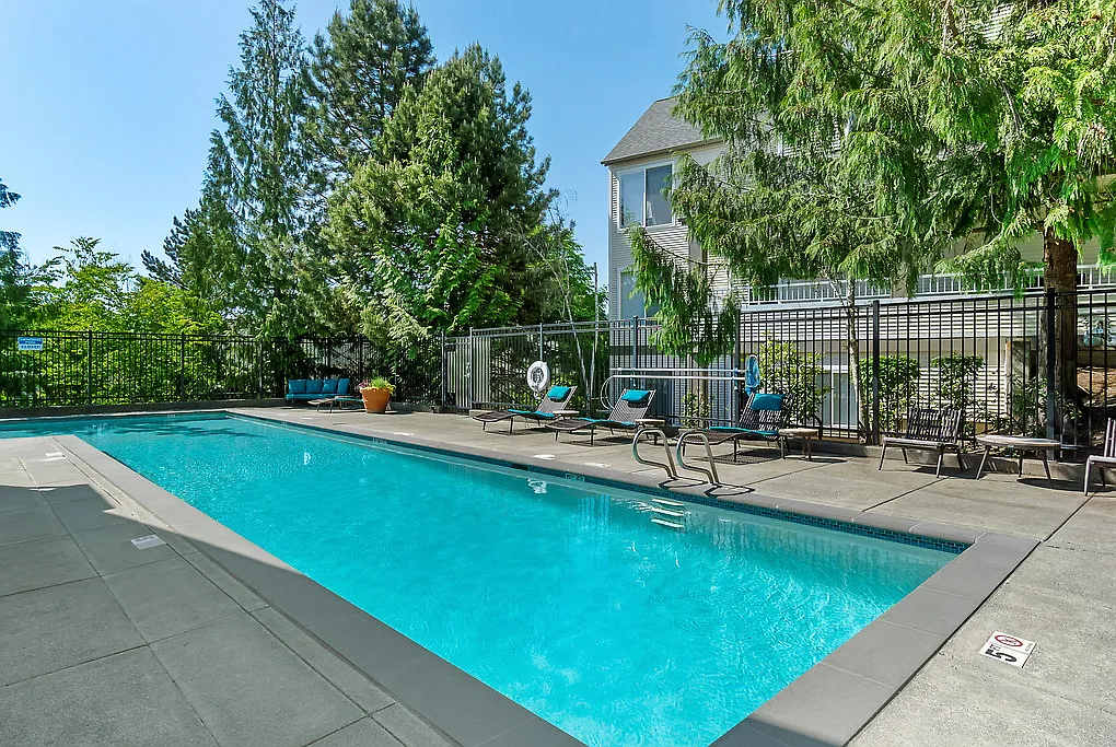 Park Hill at Issaquah — Photo 1
