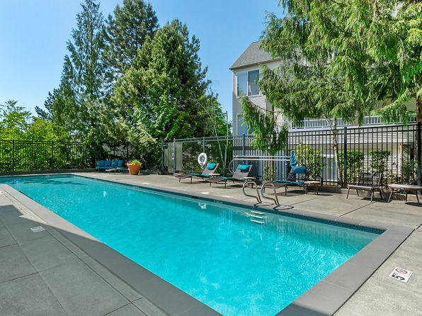 22500 SE 56th St APT 18-301