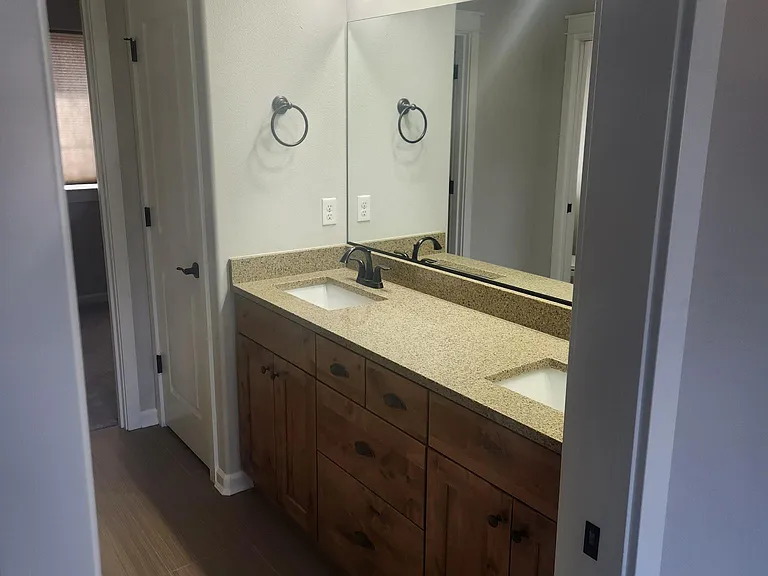 2364 NW Debron Ln — Photo 20