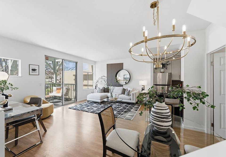 1st image of 101 Blossom Cir Unit 2C