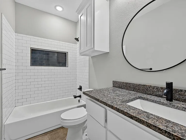 707 E Woodard St — Photo 20