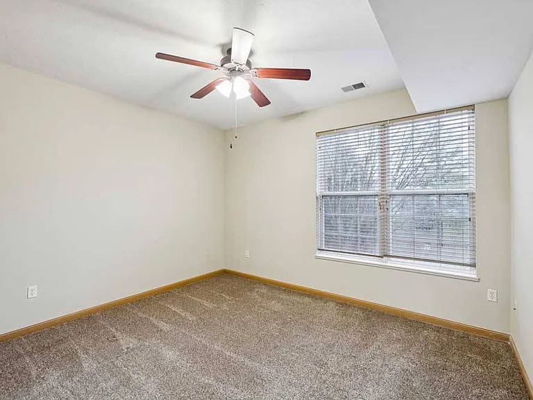 Stone Ridge Estates Apartments & Duplexes — Photo 88