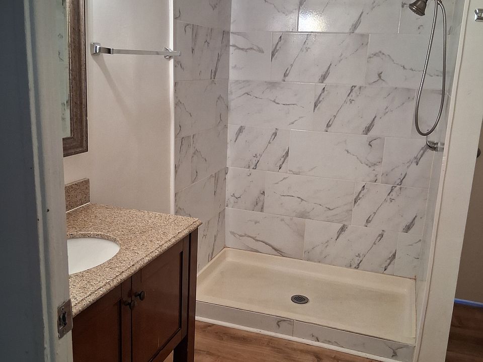 2nd image of 12652 E 35th Pl