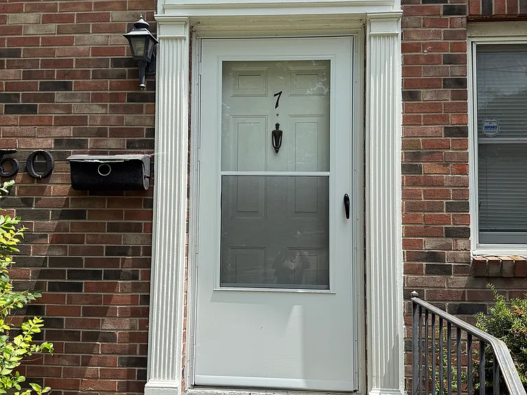 50 N Liberty St #7 — Photo 1