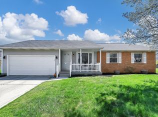 2399 Dorothy Ln, Grove City, OH