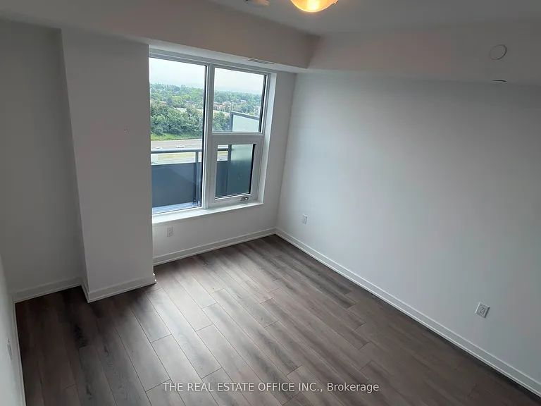 7437 Kingston Rd #905 — Photo 8