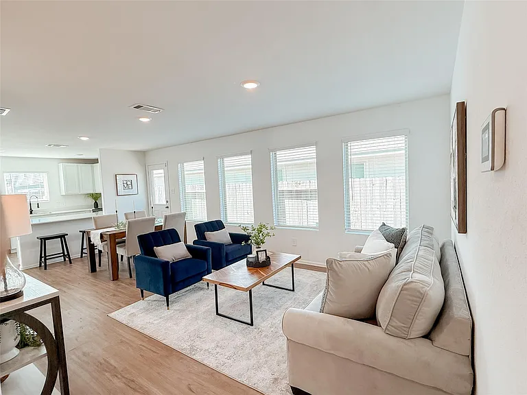 22166 Birchfield Grove Ln — Photo 5