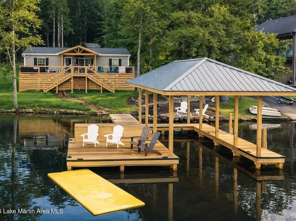 313 Lakeview Dr, Dadeville, AL 36853