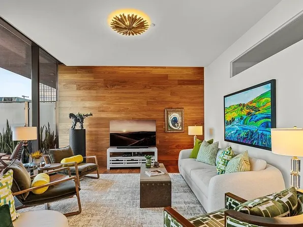 210 Lavaca St APT 2310, Austin, TX 78701