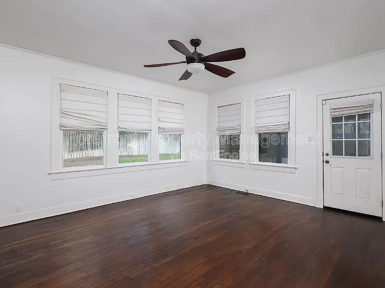 418 W Rosewood Ave — Photo 18