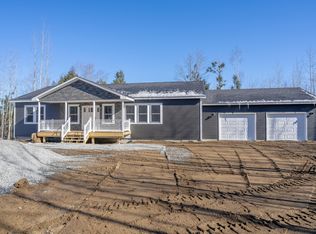 220 Hawks Xing, Bangor, ME 04401