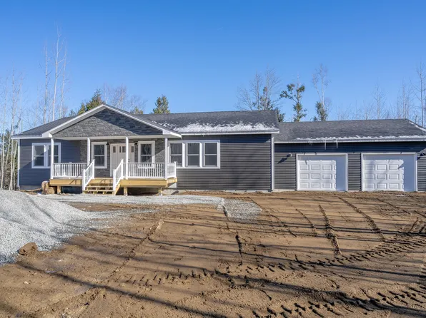 220 Hawks Crossing, Hermon, ME 04401
