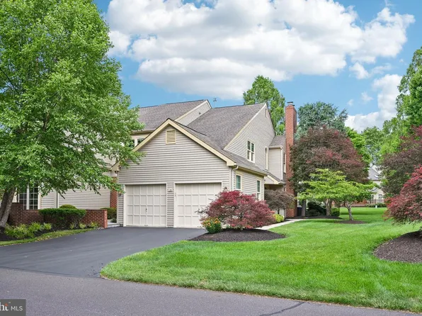 175 Hunter Ct, Lower Gwynedd, PA 19002