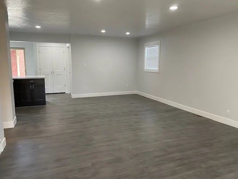 1163 N Buccaneer Dr — Photo 3