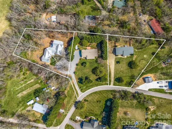 6-8 Jackson Cove Rd, Leicester, NC 28748