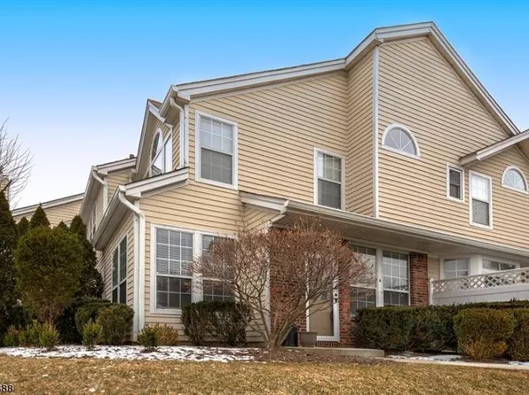 4 High Pond Ln, Bedminster, NJ 07921