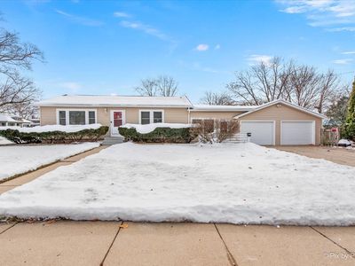 (Undisclosed Address), Elgin, IL, 60120