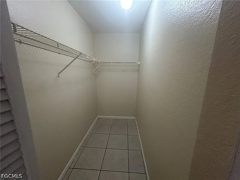 215-217 SE 23rd Pl #215 — Photo 13