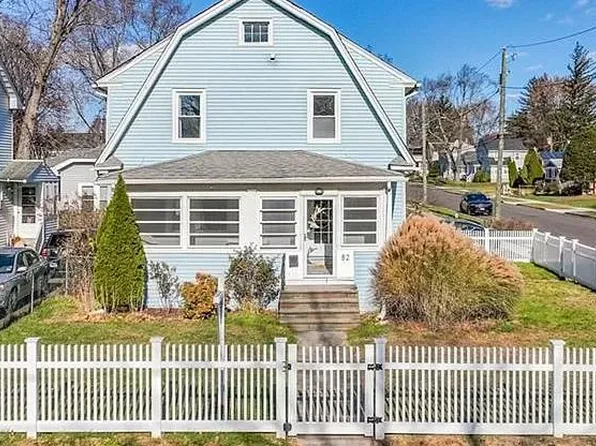 82 Seymour Ave, West Hartford, CT 06119