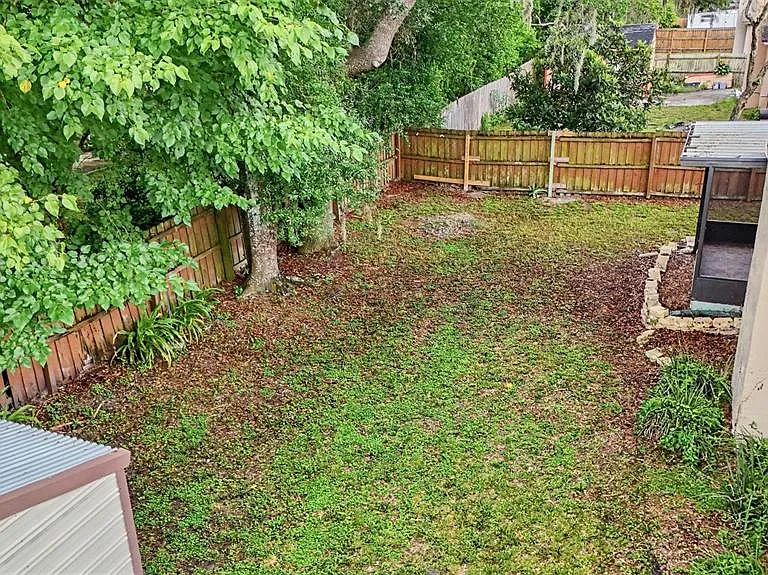 17703 Cranbrook Dr — Photo 30