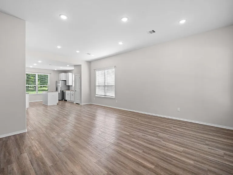 18140 Mail Route Rd — Photo 5