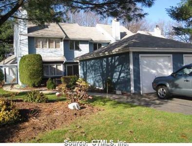 132 E Bluegill Ln, Suffield, CT, 06078