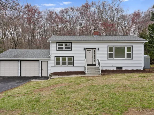 25 Meadowbrook Drive, Shelton, CT 06484