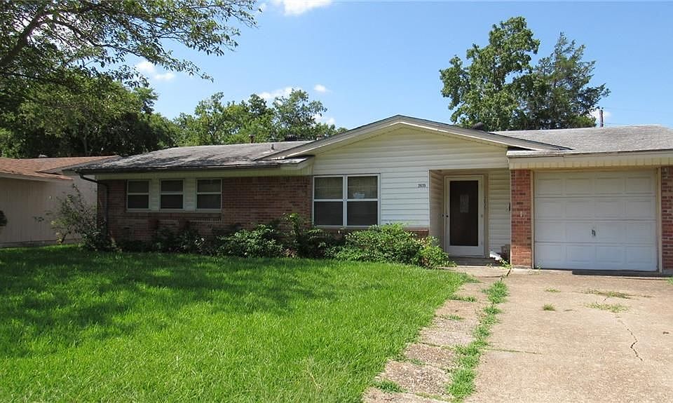 1st image of 2635 Luau Cir