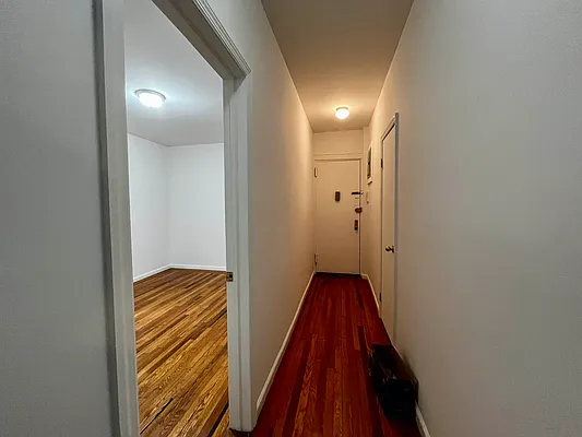 Rented by MySpaceNYC | media 4