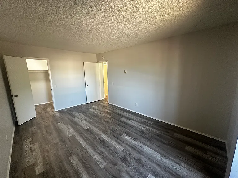 389 S Lincoln Ave #3 — Photo 8