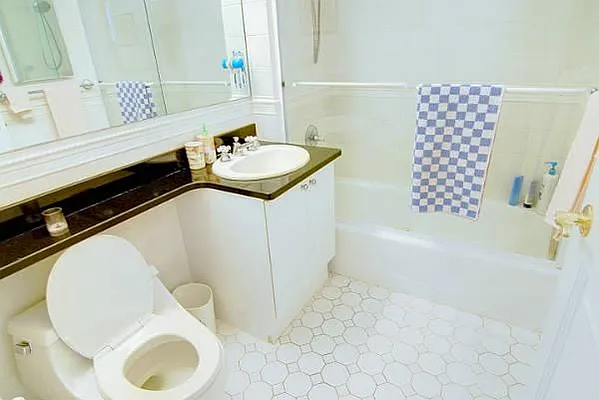 Sold by Level Group | media 6