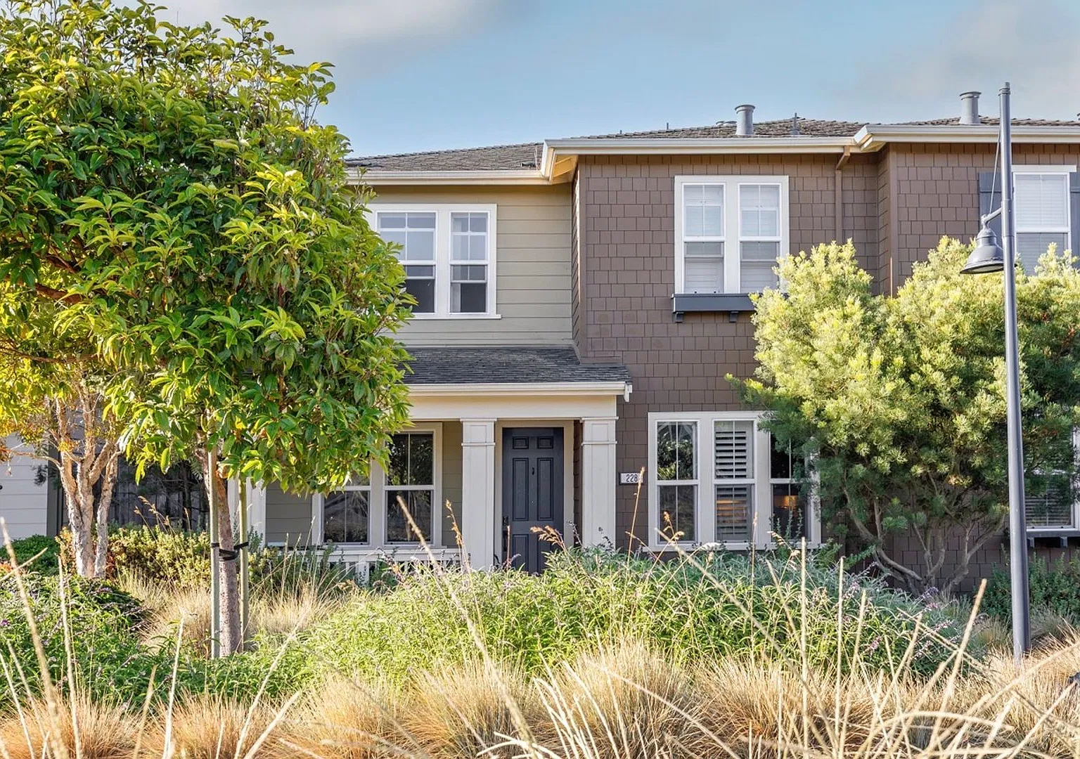 Updated Marina Coastal Living! — Photo 1