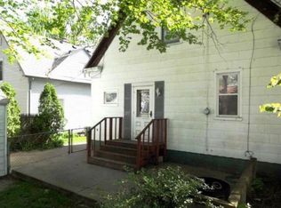 831 S Henrietta St, Springfield, IL 62704