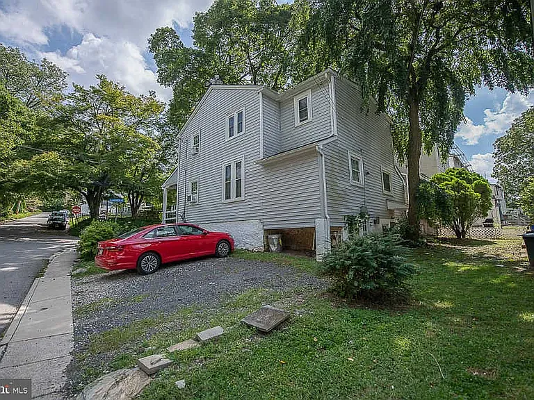 1 Parking spot