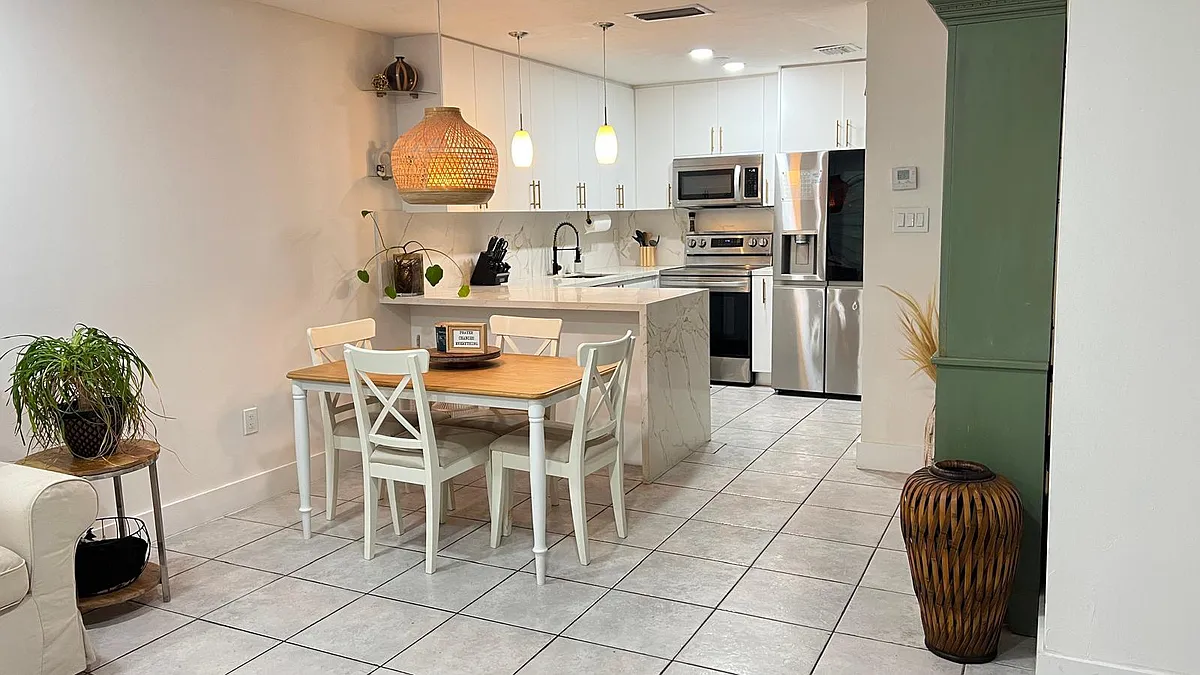 Photo 2 of 14 - 13251 SW 17th Ln #1 - Miami, FL Building Photo - 13251 SW 17th Ln #1